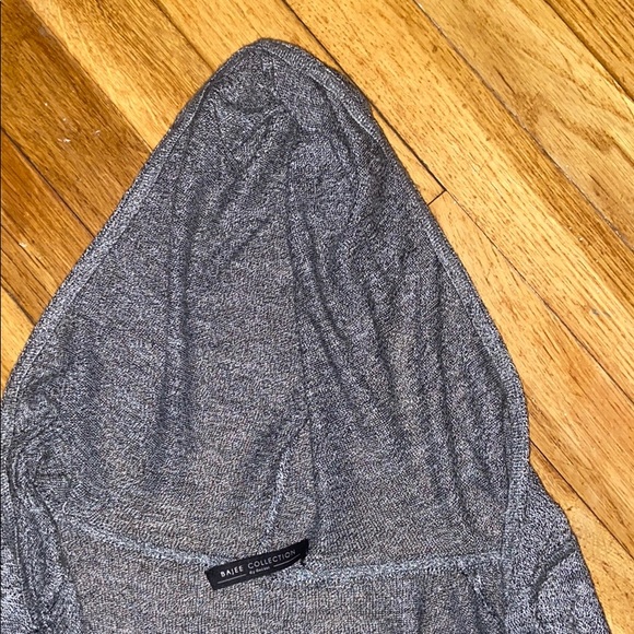 FINAL SALE! Long  hooded sweater - Picture 2 of 2